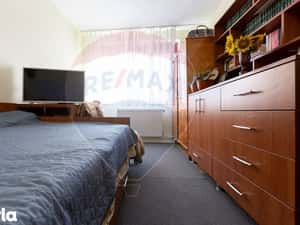 De vânzare, apartament cu 3 camere decomandate strada Mioriței — miniatura 5