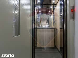 De vânzare, apartament cu 3 camere decomandate strada Mioriței — miniatura 6