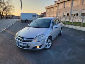 Opel Astra H 1.7cdti/break/2010