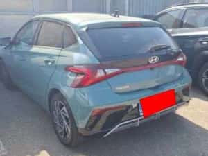 hyundai i20 an 2025 avariat — miniatura 5