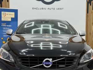 Volvo S60 R-design - 8.690 EUR Cash — miniatura 3
