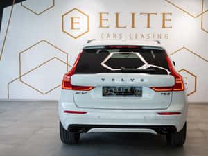 Vânzare Volvo XC60 R-Design Hibrid 2020 — miniatura 6