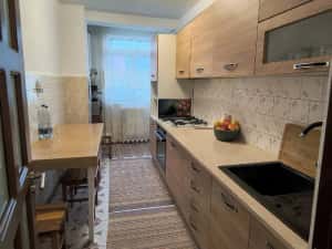 Vand apartament 4 camere decomandate ultracentral Suceava — miniatura 4