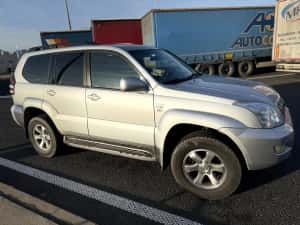 Vand Toyota Land Cruiser 4x4 foarte bine intretinut — miniatura 10