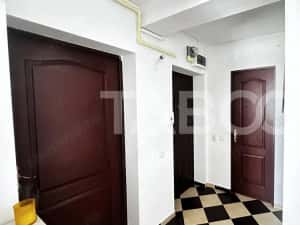 Apartament de vanzare decomandat 3 camere 50 mpu cu balcon Cisnadie — miniatura 6