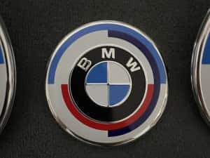 Set embleme Bmw Anniversary 50 ani fata Seria 3 5 G20 G21 G30 G31 M — miniatura 3