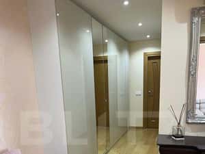 Apartament de vanzare, cu 3 camere, etaj intermediar, decomandat, zona — miniatura 4