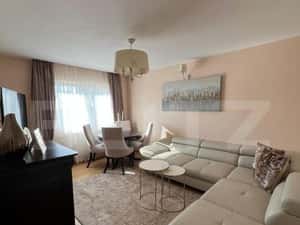 Apartament de vanzare, cu 3 camere, etaj intermediar, decomandat, zona — miniatura 5