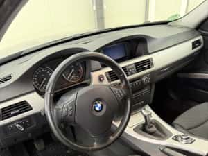 BMW Seria 3 ~e91~facelift euro 5 — miniatura 6