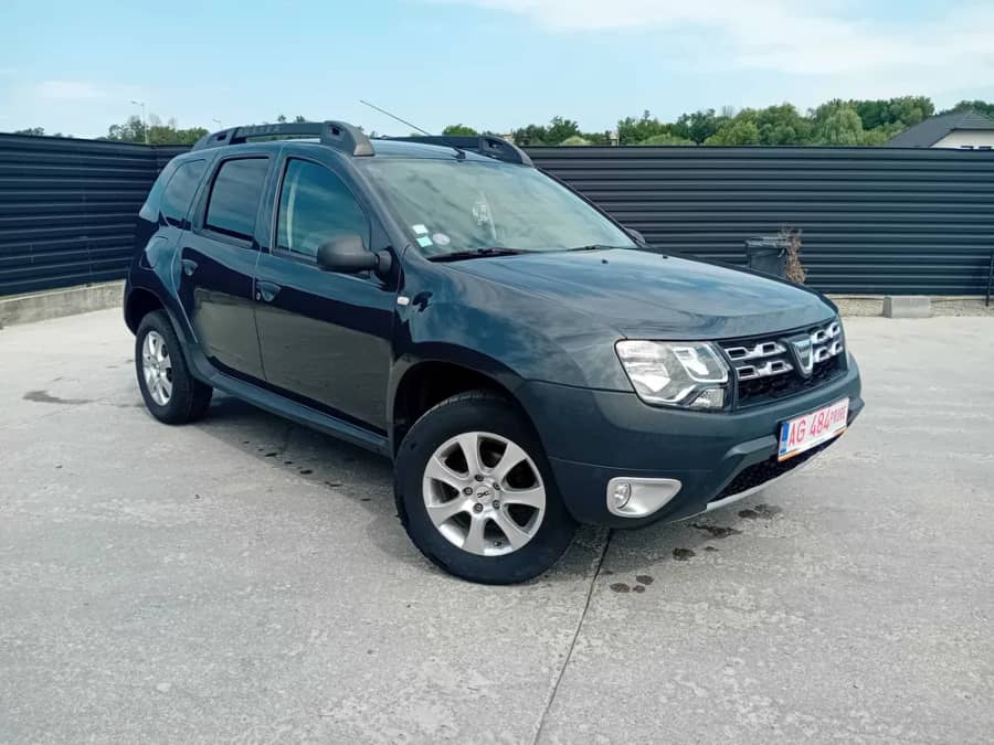 Dacia Duster , Laureate , An 2015 , 1.6 16 V - 105 CP - GPL din fabrica . — fotografie 1 din 10