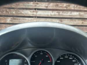 Seat Leon 1.6 TDI 2012 | 191.500 km | Navi | Scaune încălzite | Pilot Automat — miniatura 8