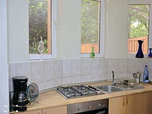 Apartament in vila Piata Victoriei, 3 camere, 75mp, curte 300mp