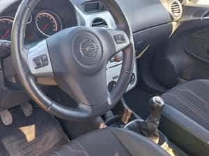 Opel Corsa Ediție 150 ani 2012 110.600 km — miniatura 5