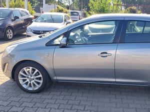 Opel Corsa Ediție 150 ani 2012 110.600 km — miniatura 6