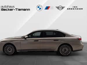 BMW 740 Automată 299 HP Diesel — miniatura 3