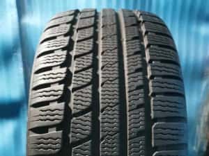 225/40 R19 kumho m+s 2 bucati — miniatura 2