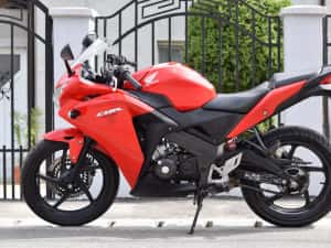 HONDA CBR 125 R IMPECABILA Imp Germania! ( 16 ani A1 CBR YZF Duke ) — miniatura 2