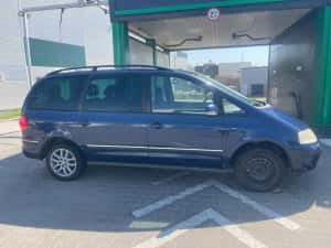 VW Sharan 1,9 TDI , 116 cp Facelift — miniatura 5