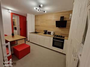Vanzare apartament 3 camere, metrou Lujerului, renovat si reabilitat