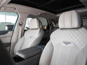 Bentley Bentayga, 30.200 km, 197.254 EUR — miniatura 2