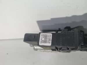 Motoras macara geam spate dreapta Volkswagen VW Golf 2005