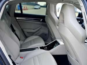 Porsche Panamera 4S 441 cp Pachet GTS km reali full maxim fara daune!!! — miniatura 6