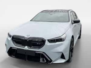 BMW M5 Hibrid Nou 2026 - Preț: 133.705 EUR