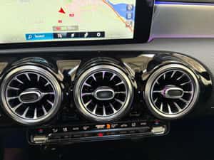 Mercedes-Benz CLA180i AMG Line 2019 - Panoramic, Faruri LED — miniatura 7