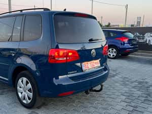 Volkswagen Touran 2.0 TDI Comfortline DSG — miniatura 6