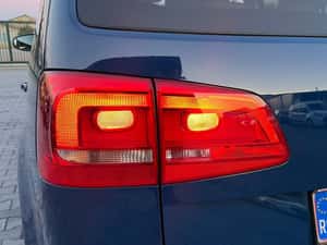Volkswagen Touran 2.0 TDI Comfortline DSG — miniatura 7