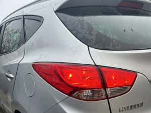 Haion, bară spate, armătură , stopuri, Hyundai ix 35 — miniatura 5