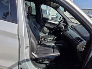 BMW X1 X-DRIVE AUT ADVANTAGE — miniatura 4