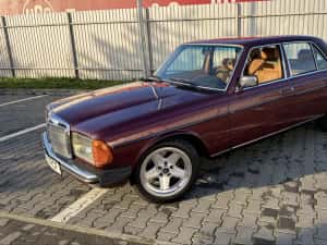 Mercedes w123  10.000€ | Variante | w108 | w107 | w114 coupe — miniatura 1