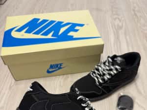 Nike dunk x travis scott blackphantom — miniatura 3