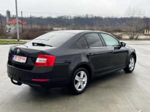 Skoda Octavia   1,2 Benzina — miniatura 4