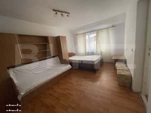 Apartament cu o camera, 35 mp cu acces la mansarda, zona Bradet