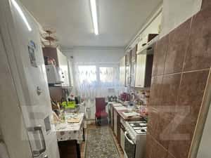 Apartament 2 camere plus living, balcon, parcare, Grigorescu, zona exc — miniatura 3