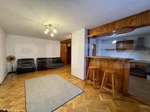 Apartament 3 camere, 82 mp, zona Semicentral — miniatura 1