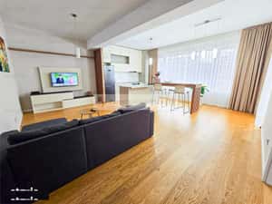Pipera | Rond OMV | Catted Family | Bloc 2023 | Parcare — miniatura 2