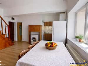 Rezidenta pe doua nivele, 2 dormitoare si living, eficienta energetic — miniatura 1