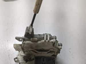 Broasca Usa Stanga Spate Audi Q5 8Rb 2008 - > 8K0839015C — miniatura 3