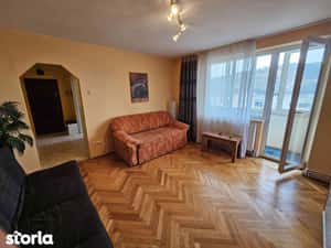 Apartament cu 3 camere ,balcon cămară — miniatura 6