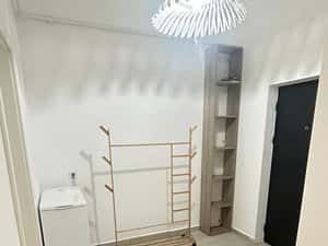 Garsonieră de închiriat, balcon și bucătărie separată — miniatura 6