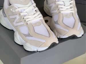 Adidasi New Balance  9060 Full White