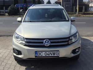 VW TIGUAN  2.0 TDI / EURO 5 / 4 X 4 / DSG / Clima / Trapa / Led / Xenon / CASH sau RATE — miniatura 3