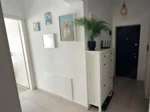 Apartament 3 camere. Bucatarie inchisa. Etaj 1. Decomandat. Bloc nou.Asfalt. 2 locuri parcare. — miniatura 7