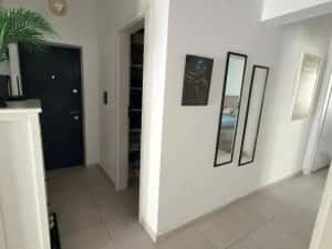 Apartament 3 camere. Bucatarie inchisa. Etaj 1. Decomandat. Bloc nou.Asfalt. 2 locuri parcare. — miniatura 8