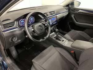 Skoda Superb 2021 Break Diesel Automată — miniatura 5