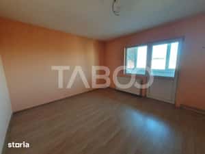 Apartament 3 camere decomandat 80 mp + 2 balcoane zona Teiului — miniatura 5