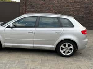Audi A3 Hatchback 2010 - 5.500 EUR — miniatura 6
